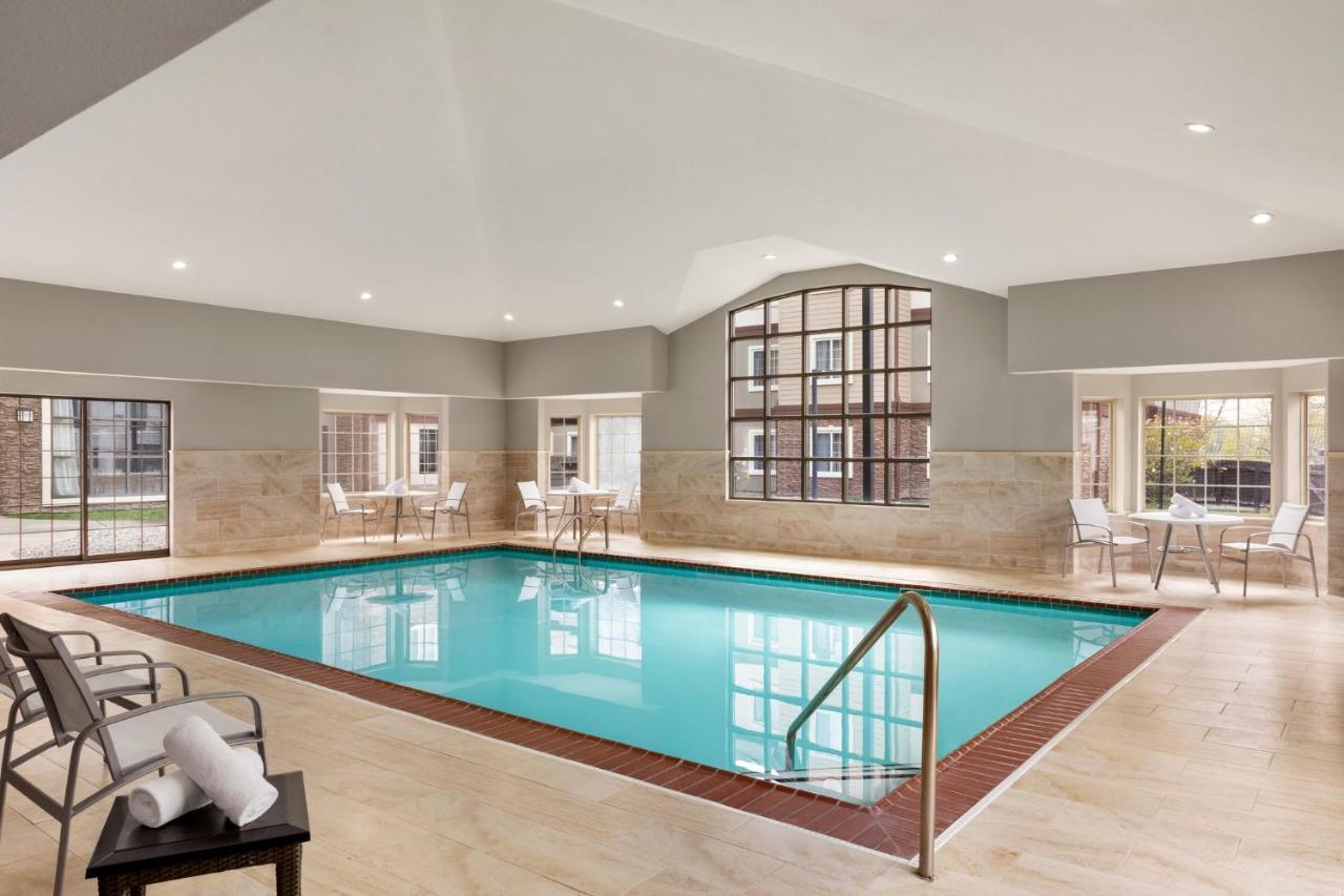 Staybridge Suites Fort Wayne By Ihg Екстериор снимка