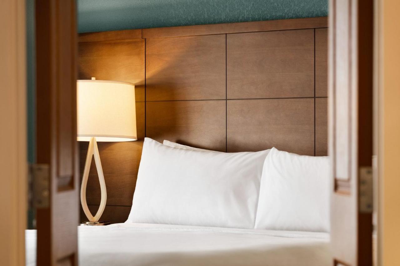 Staybridge Suites Fort Wayne By Ihg Екстериор снимка