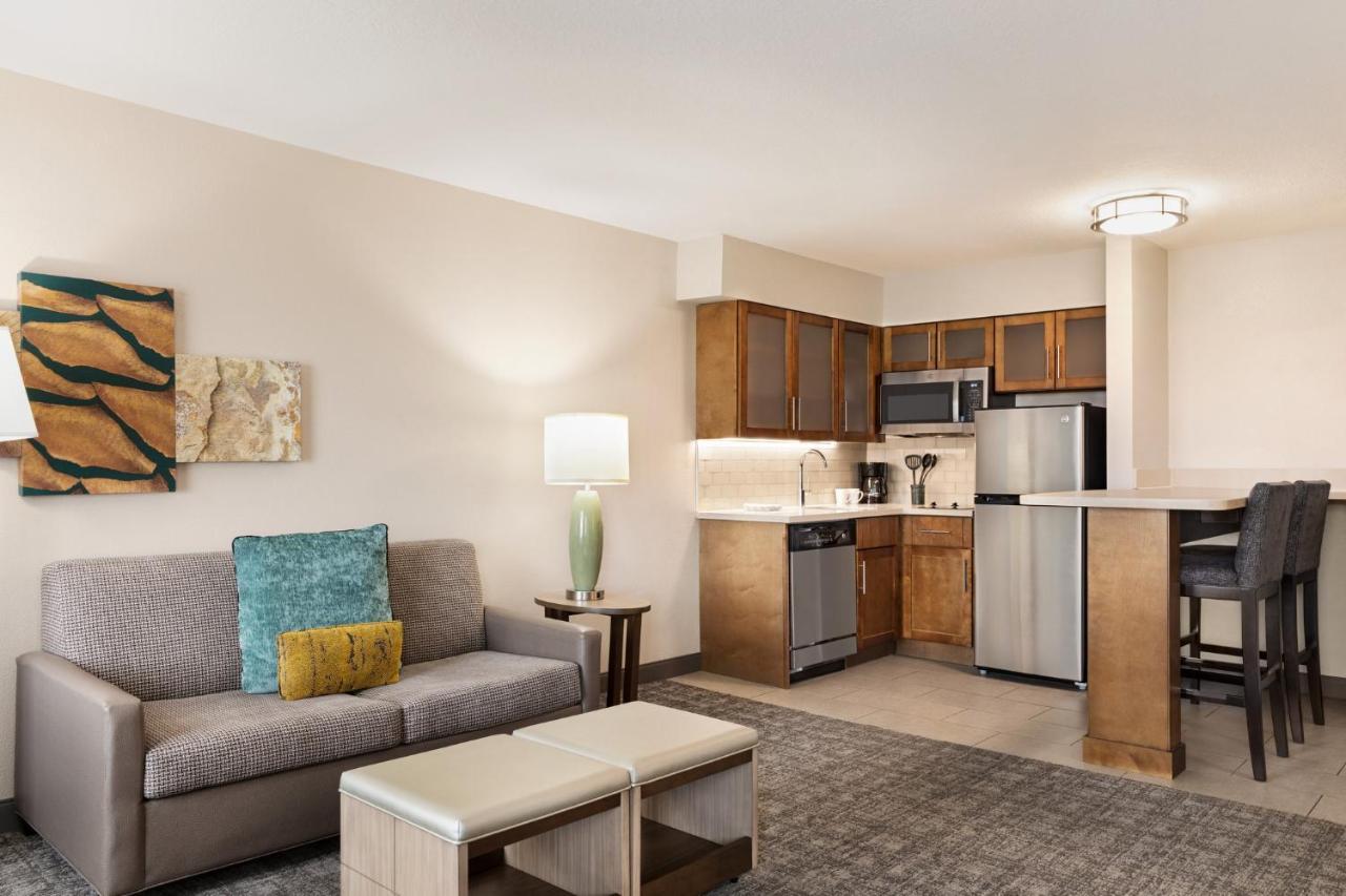 Staybridge Suites Fort Wayne By Ihg Екстериор снимка