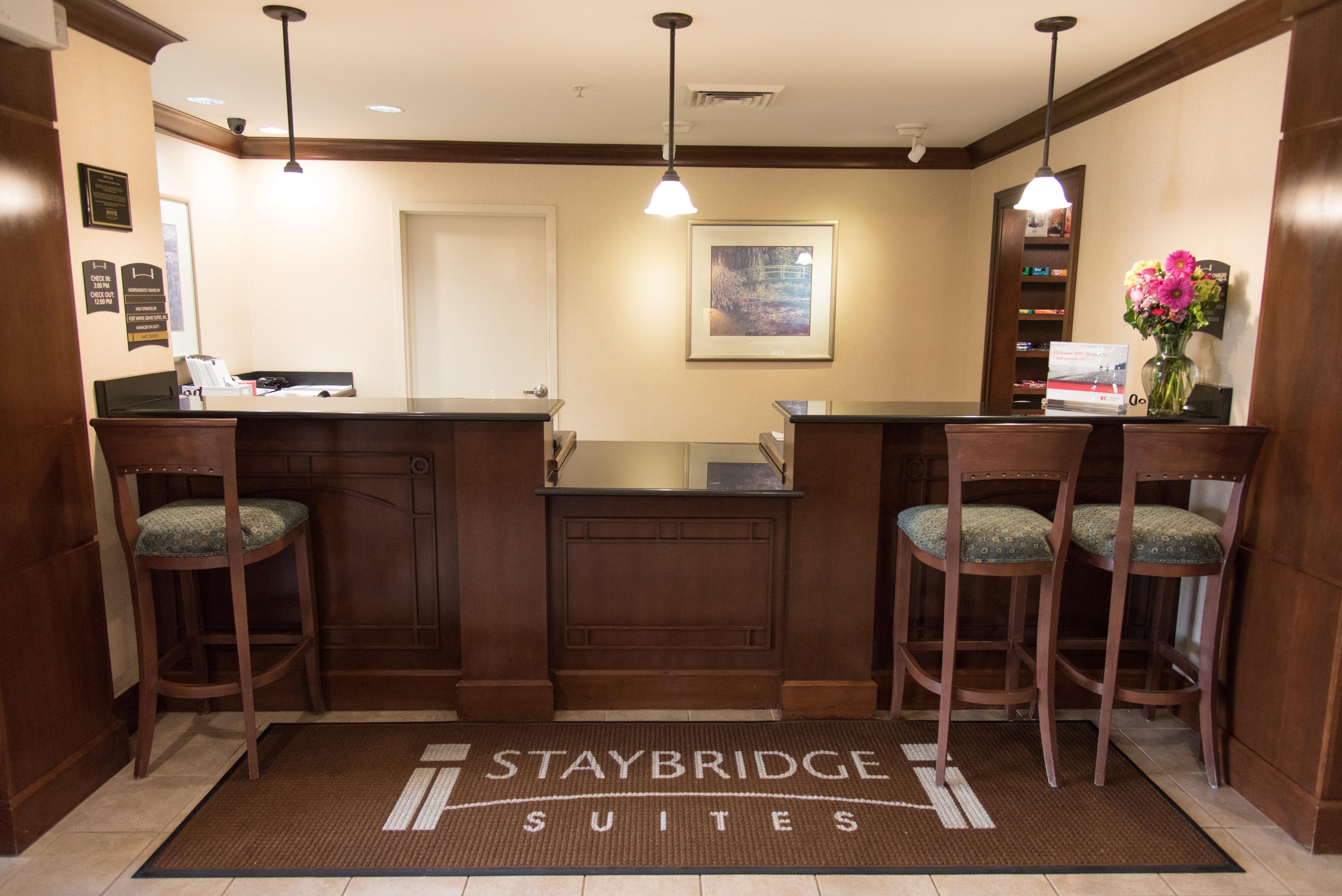 Staybridge Suites Fort Wayne By Ihg Екстериор снимка